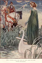Arthur e Merlin diante da Dama do Lago; uma mão ergue Excalibur sobre as águas